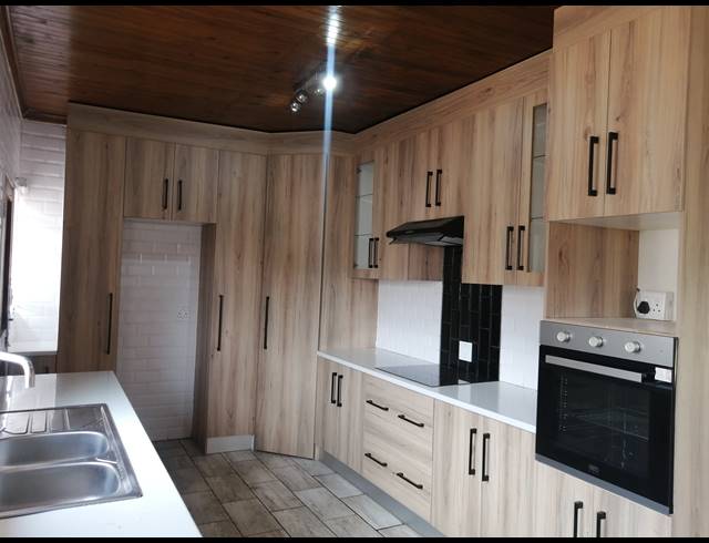 3 BEDROOM FREESTANDING SOLD IN RANDLESPARK